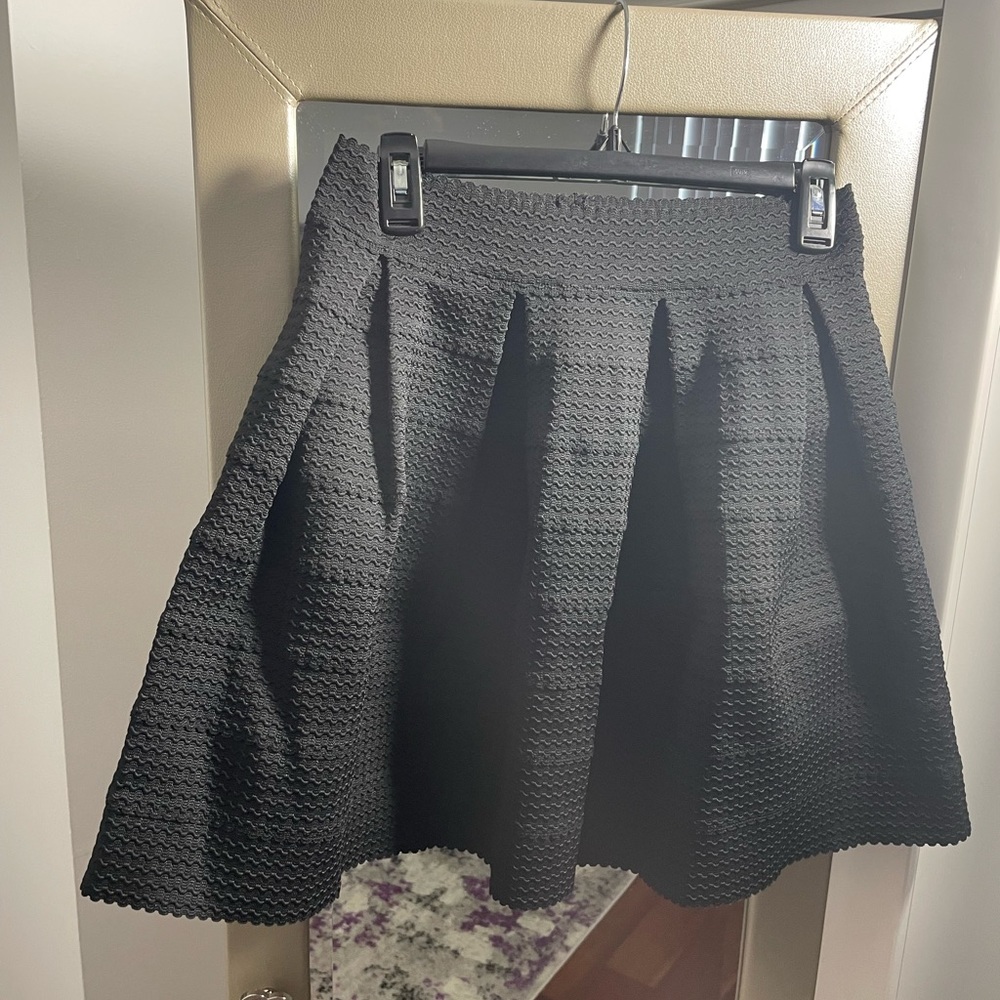 Black puffy skirt